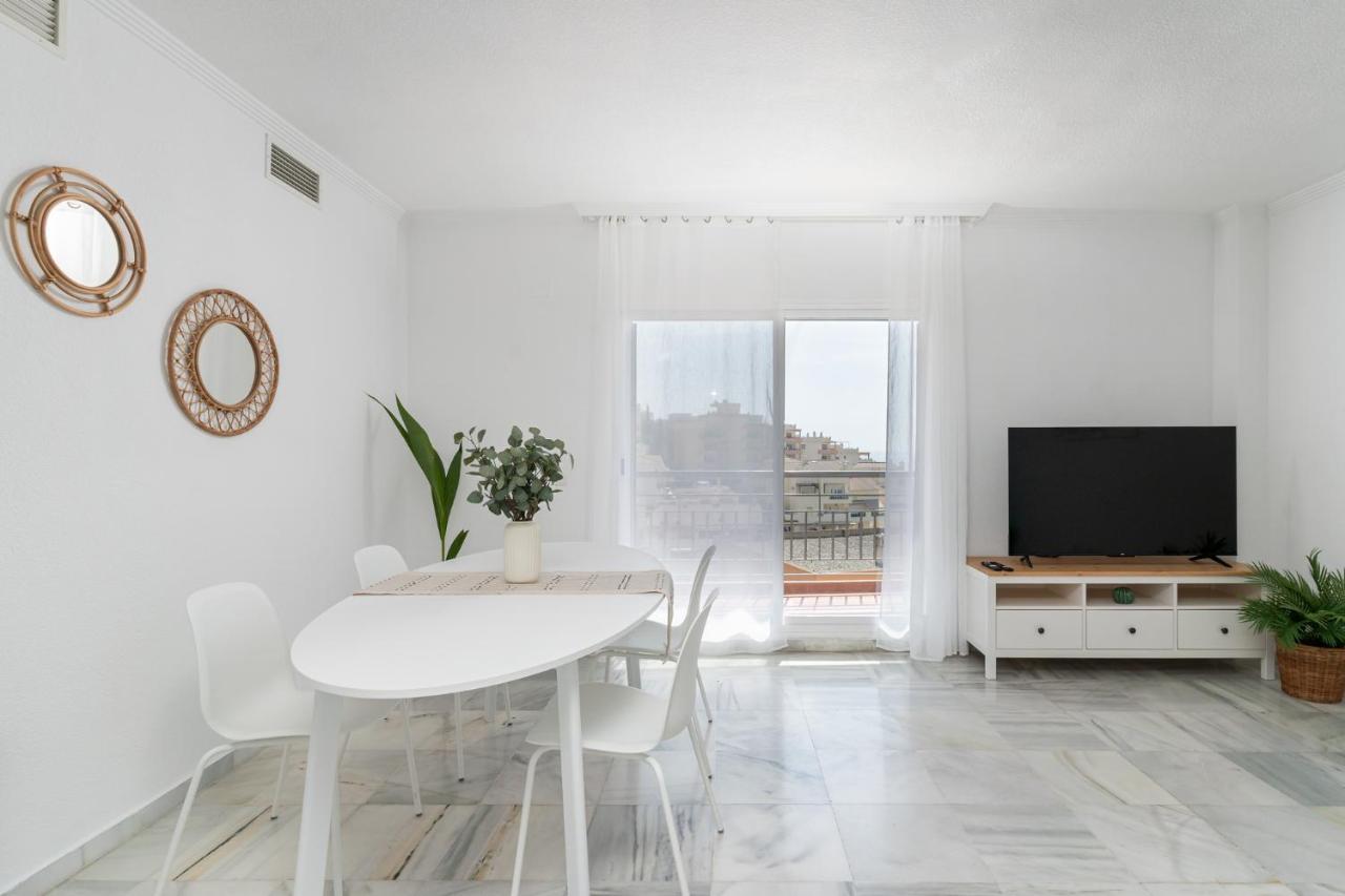 Blonzu Burkina Apartment เบนัลมาเดนา ภายนอก รูปภาพ