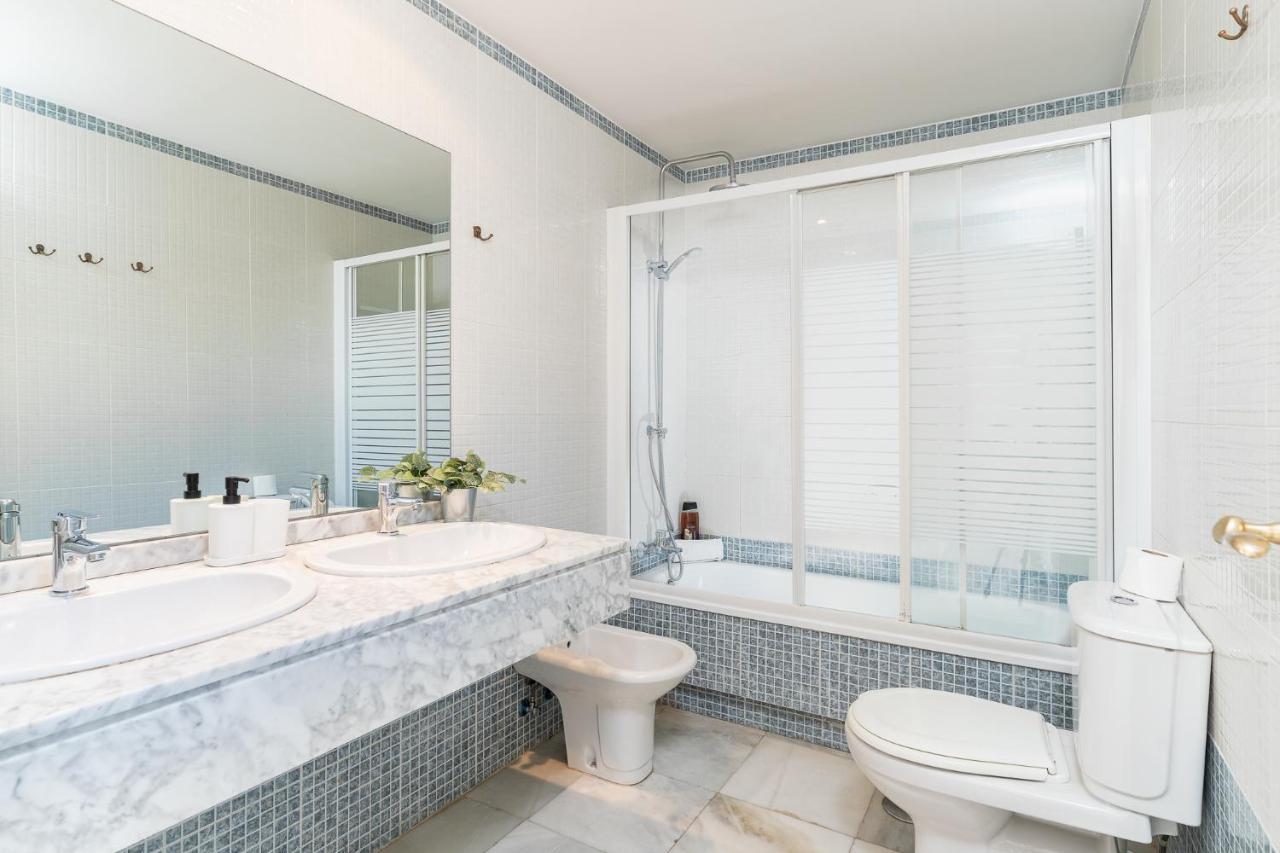 Blonzu Burkina Apartment เบนัลมาเดนา ภายนอก รูปภาพ
